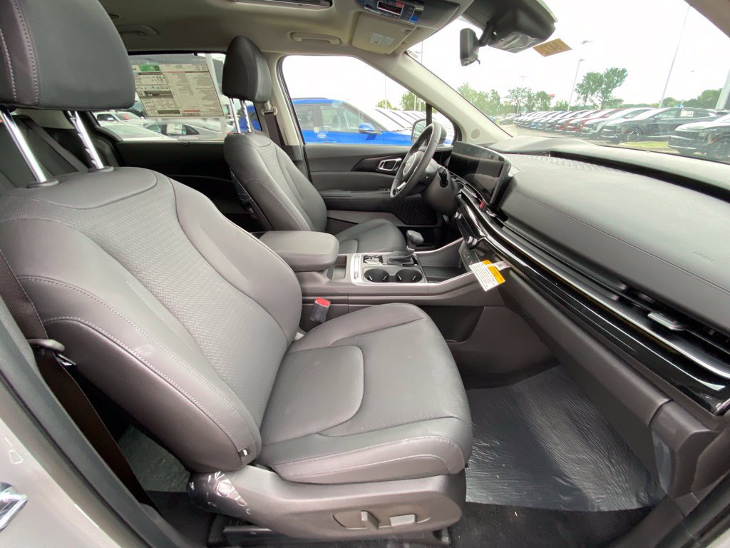 New 2026 Kia Carnival SX Prestige FWD image 29
