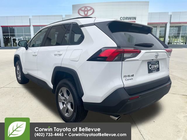 Used 2025 Toyota RAV4 XLE AWD/4WD image 3