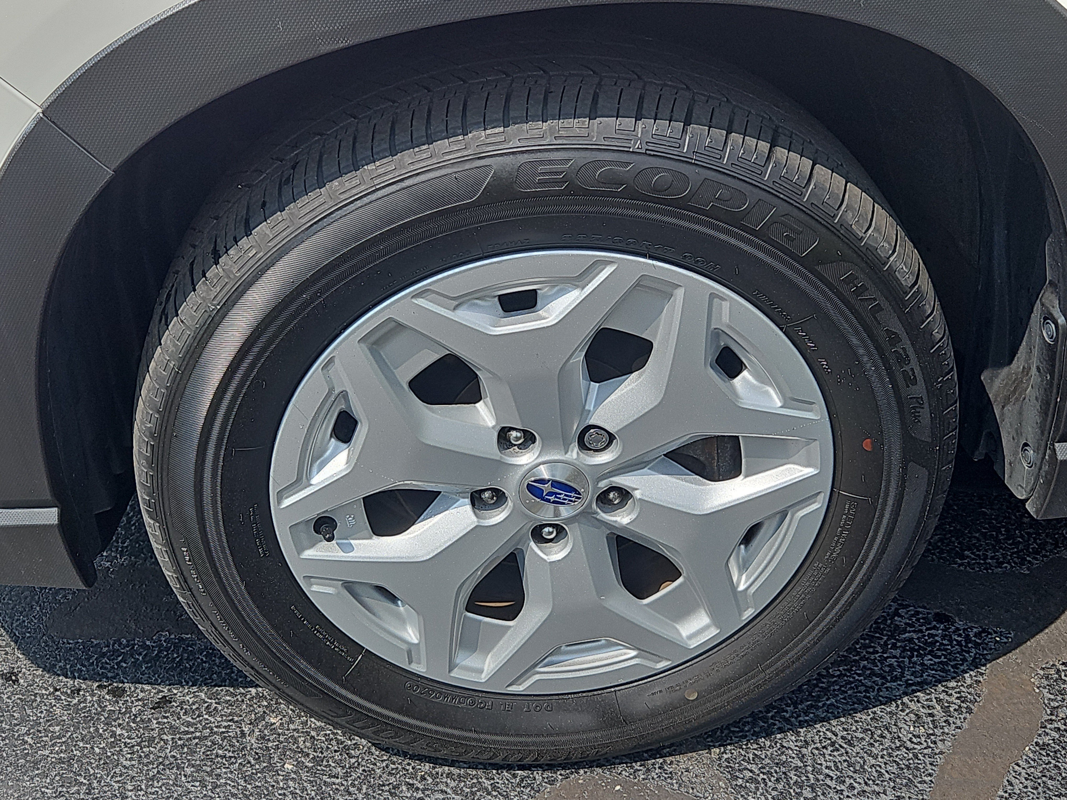 Used 2020 Subaru Forester w/ Alloy Wheel Package AWD/4WD image 4