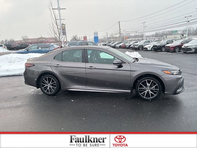 Certified 2024 Toyota Camry SE image 5