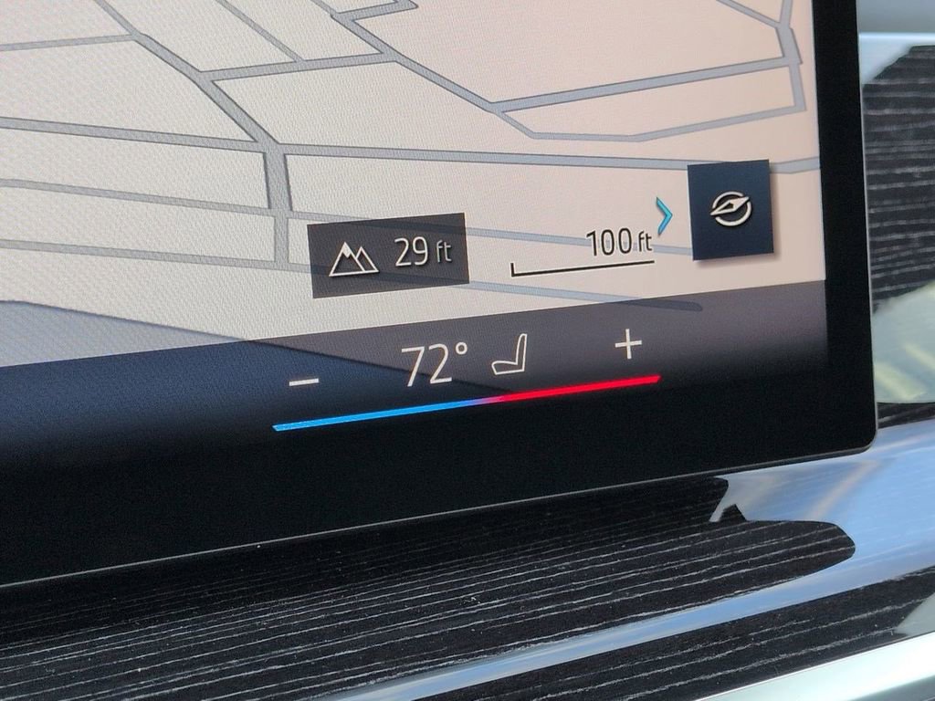 New 2026 BMW X5 xDrive50e w/ M Sport Package image 23