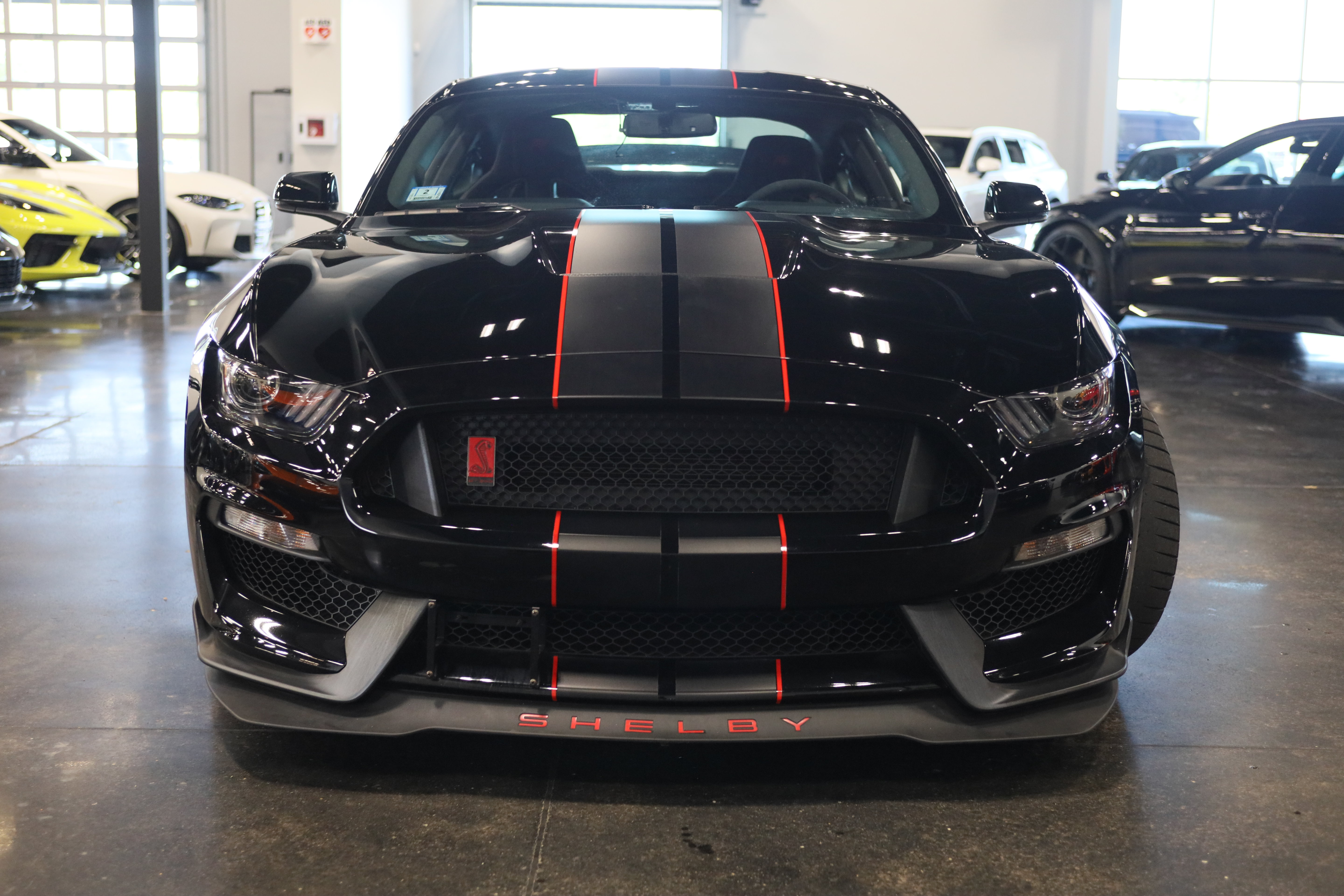 Used 2017 Ford Mustang Shelby GT350R w/ GT350R Equipment Group 920A RWD image 2
