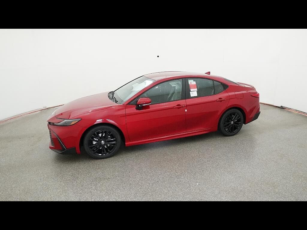 Used 2026 Toyota Camry SE FWD image 47