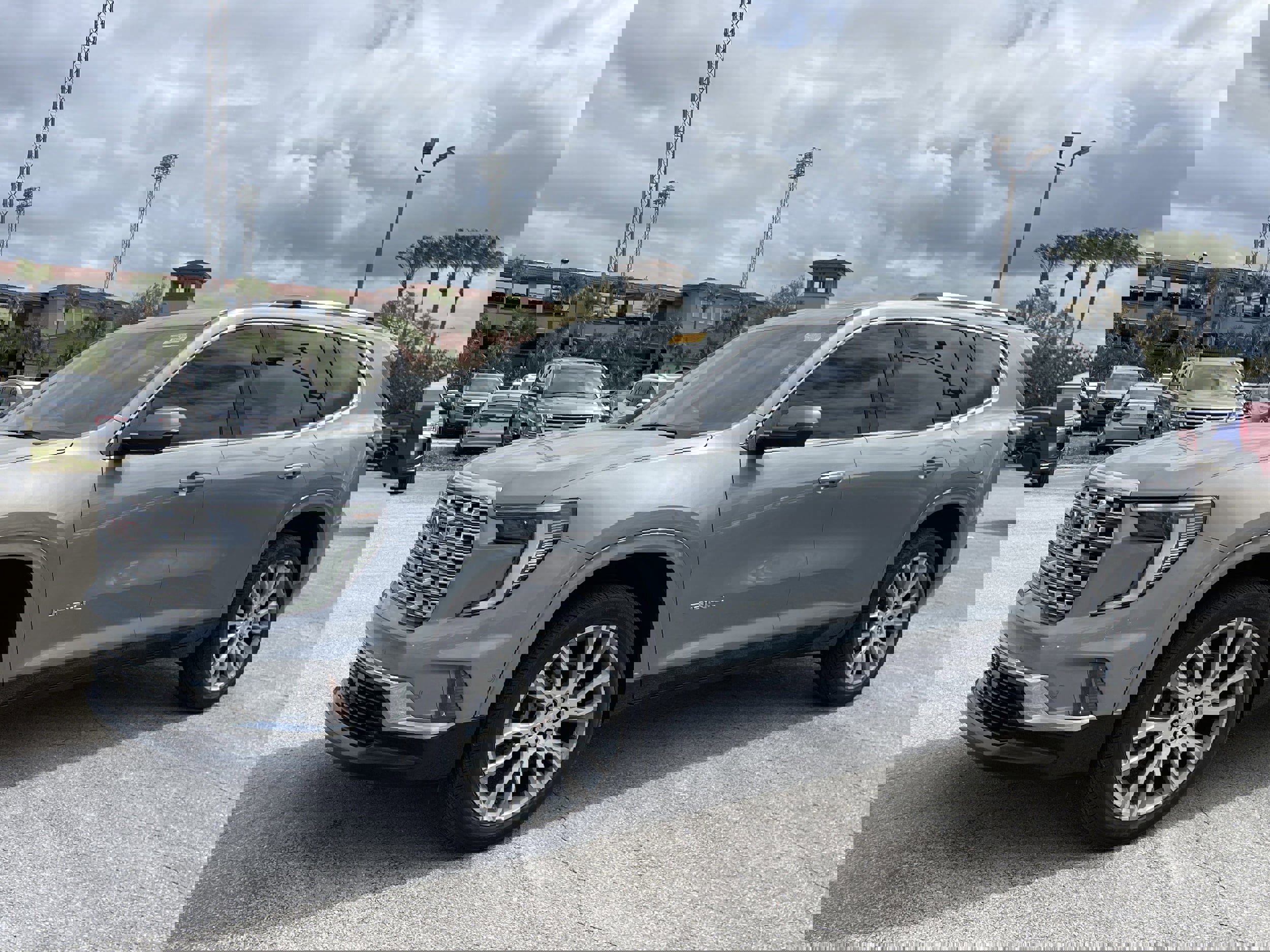 Certified 2025 GMC Acadia Denali w/ Super Cruise Package image 7