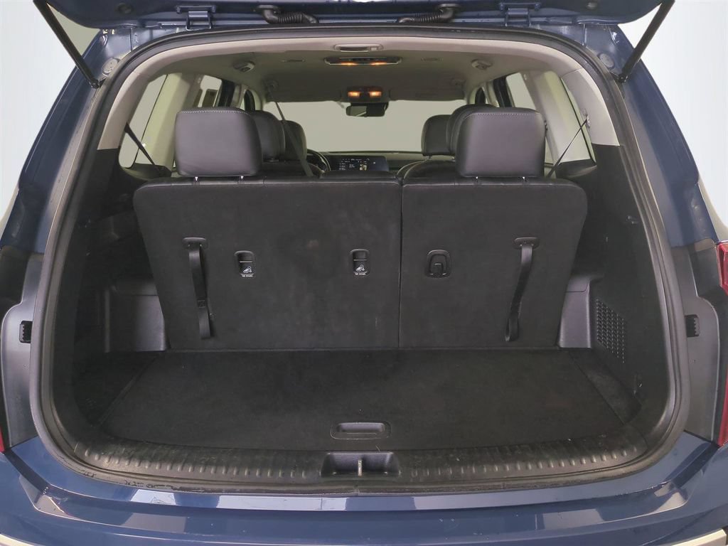 Used 2023 Kia Telluride S AWD/4WD image 14