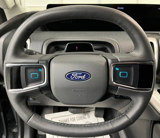 Used 2025 Ford Expedition Active AWD/4WD image 26