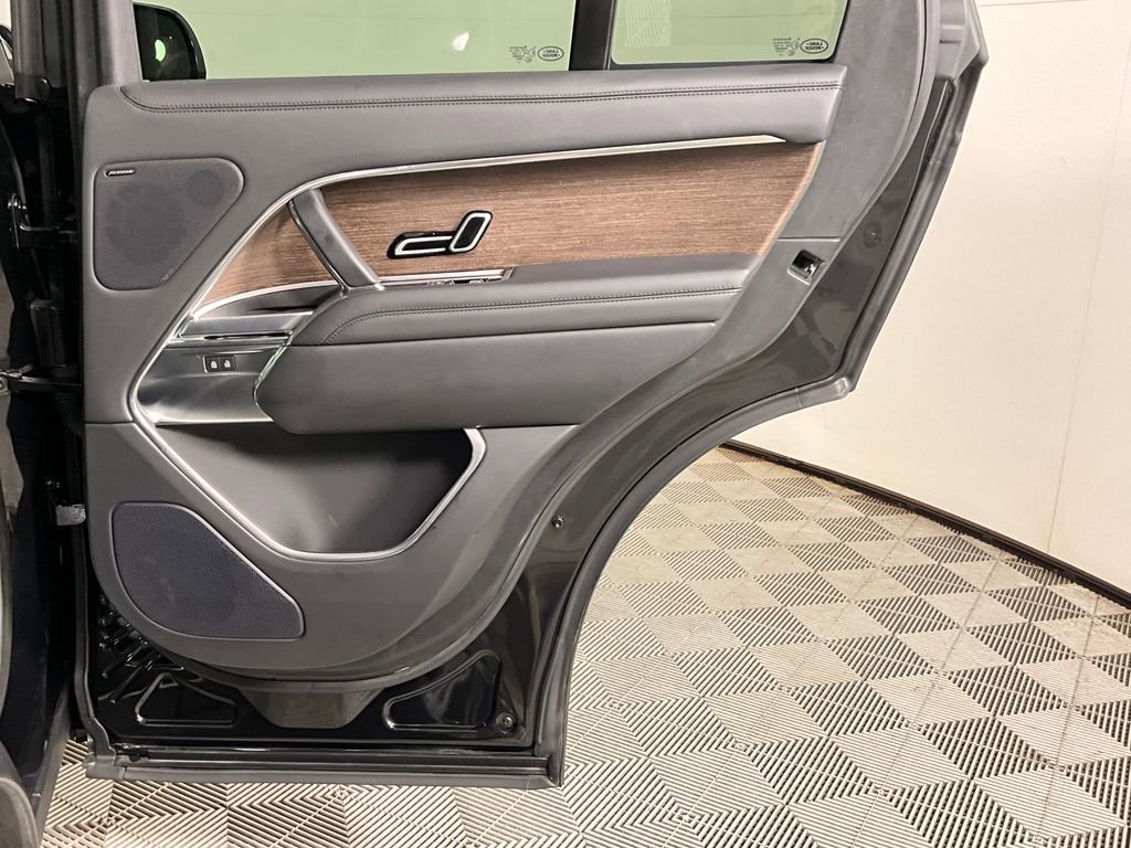 Certified 2023 Land Rover Range Rover SE AWD/4WD image 24