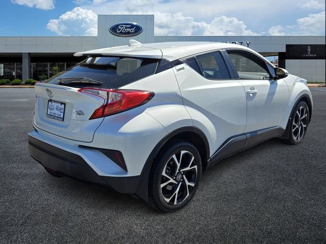 Used 2018 Toyota C-HR XLE image 5