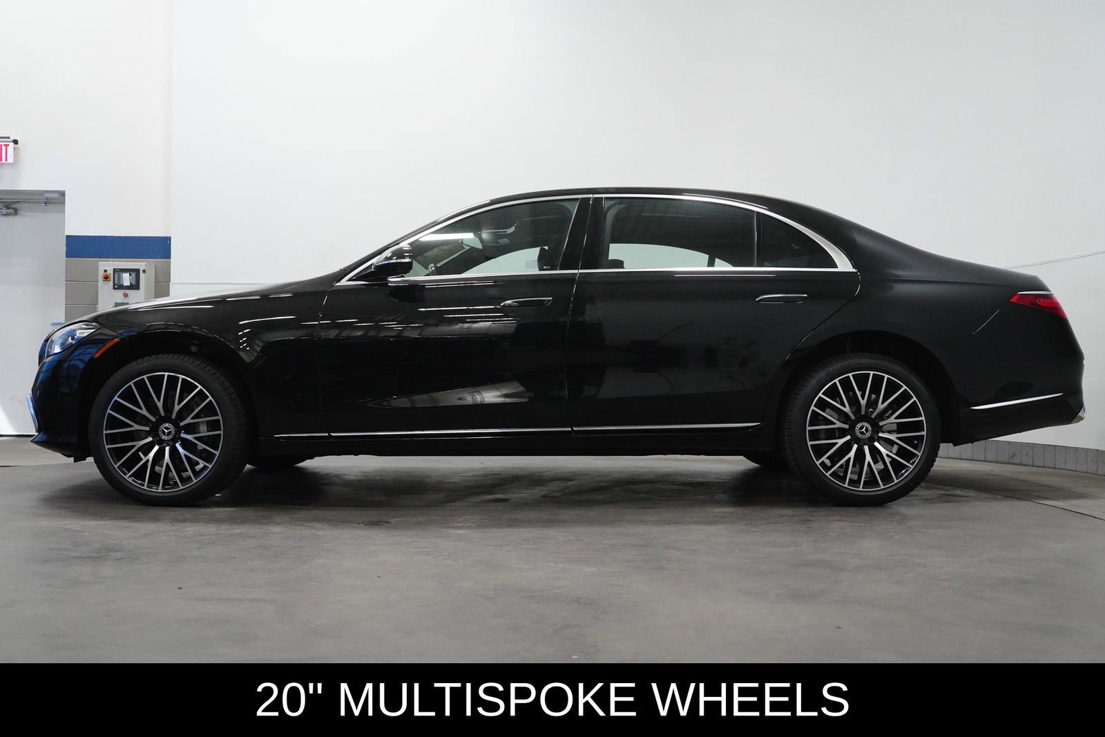 New 2026 Mercedes-Benz S 500 4MATIC image 6