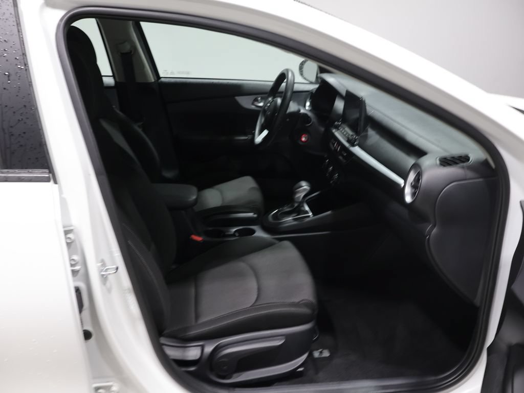 Used 2024 Kia Forte LXS FWD image 22