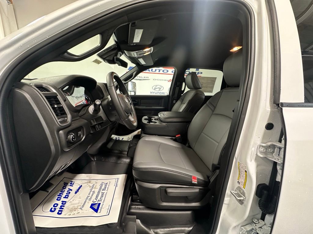 New 2026 RAM 2500 Tradesman w/ Chrome Appearance Group image 9