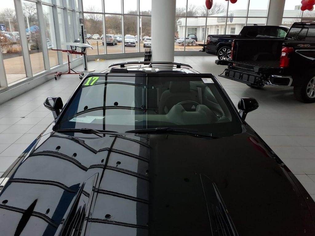 Used 2017 Chevrolet Camaro SS image 30