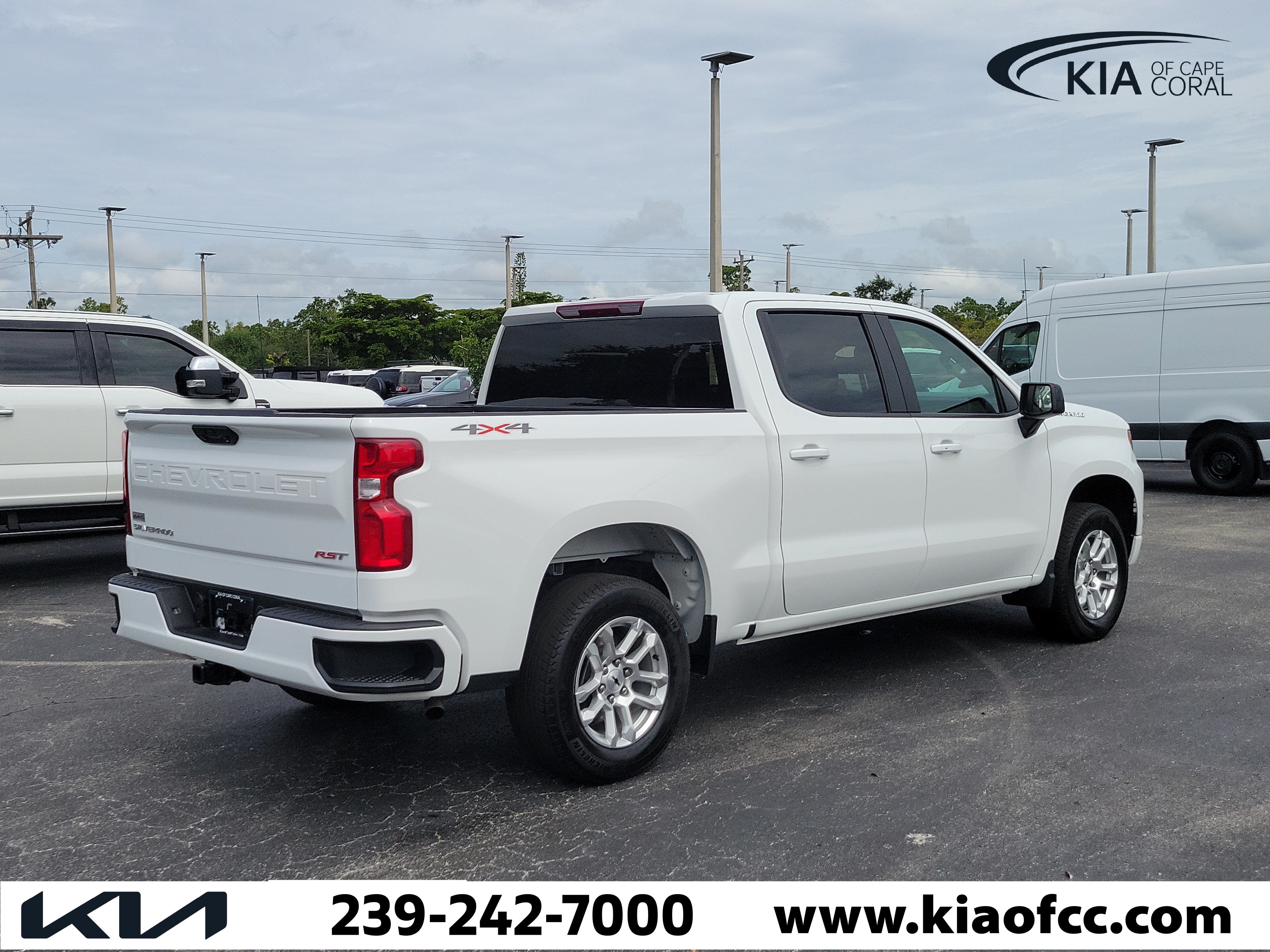 Used 2026 Chevrolet Silverado 1500 RST AWD/4WD image 6