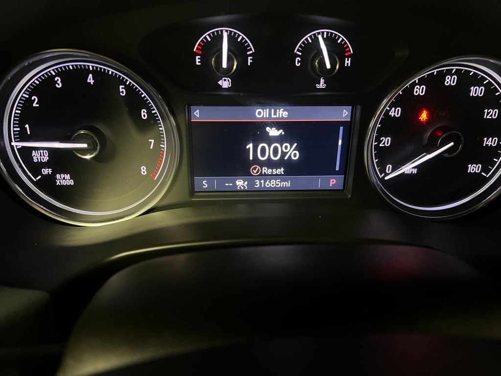 Certified 2023 Buick Enclave Essence w/ Sound and Sites Package image 22