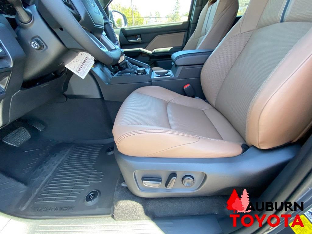 New 2026 Toyota 4Runner Limited AWD/4WD image 32