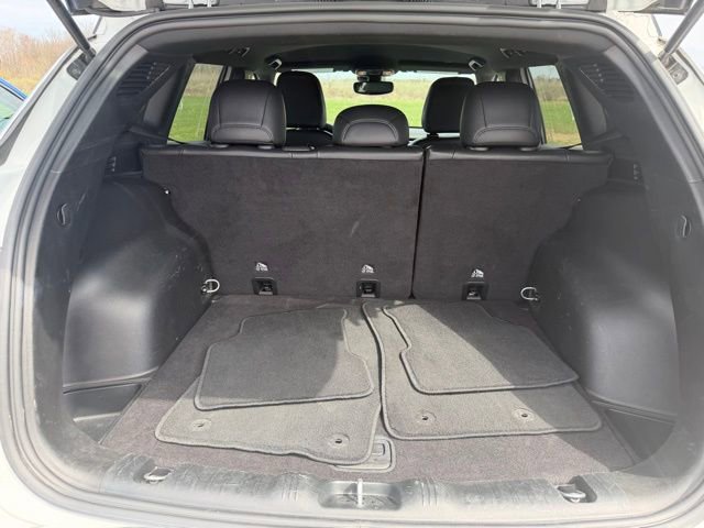 Used 2025 Jeep Compass Limited AWD/4WD image 12