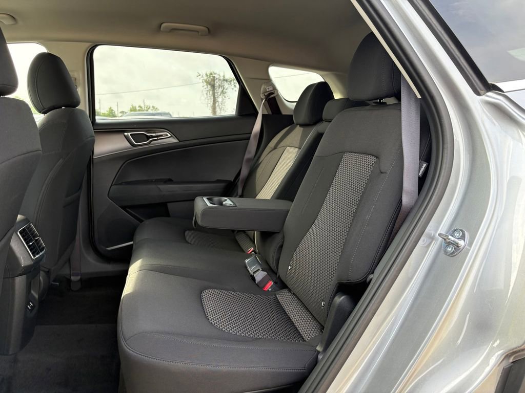 New 2026 Kia Sportage LX FWD image 15