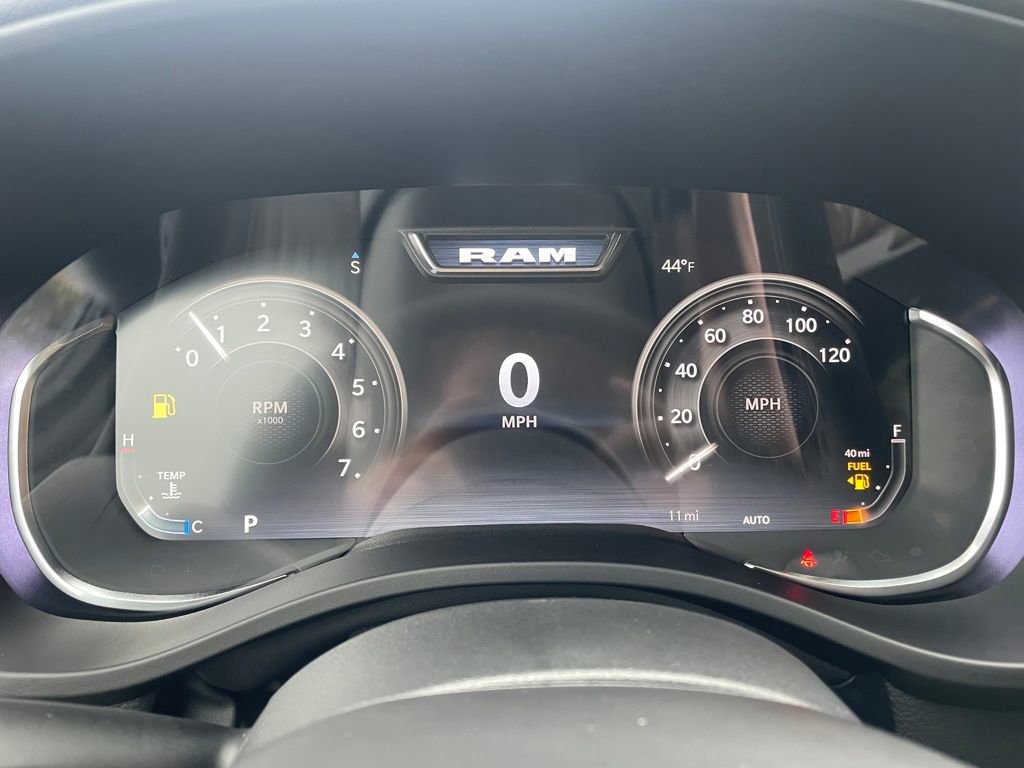 New 2026 RAM 1500 4x4 Crew Cab image 14