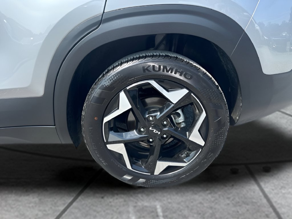 Used 2026 Kia Seltos S FWD image 19