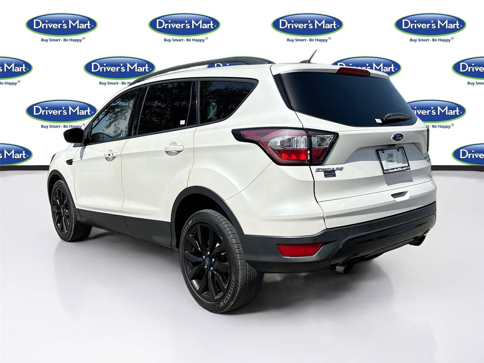 Used 2017 Ford Escape Titanium AWD/4WD image 5