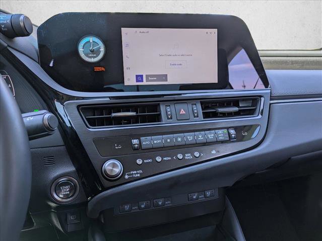 Used 2025 Lexus ES 350 w/ Premium Package image 10