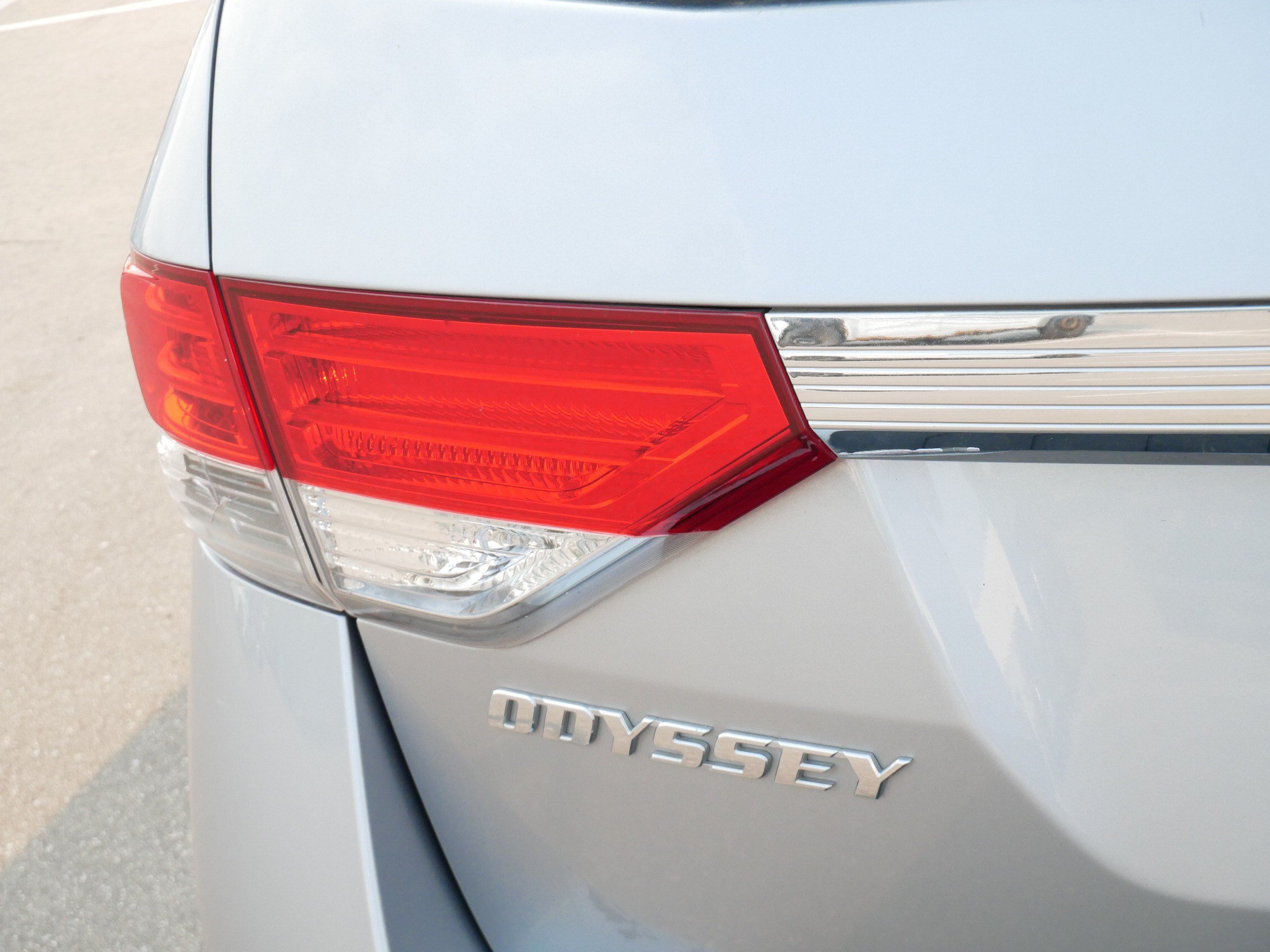 Used 2016 Honda Odyssey EX image 17