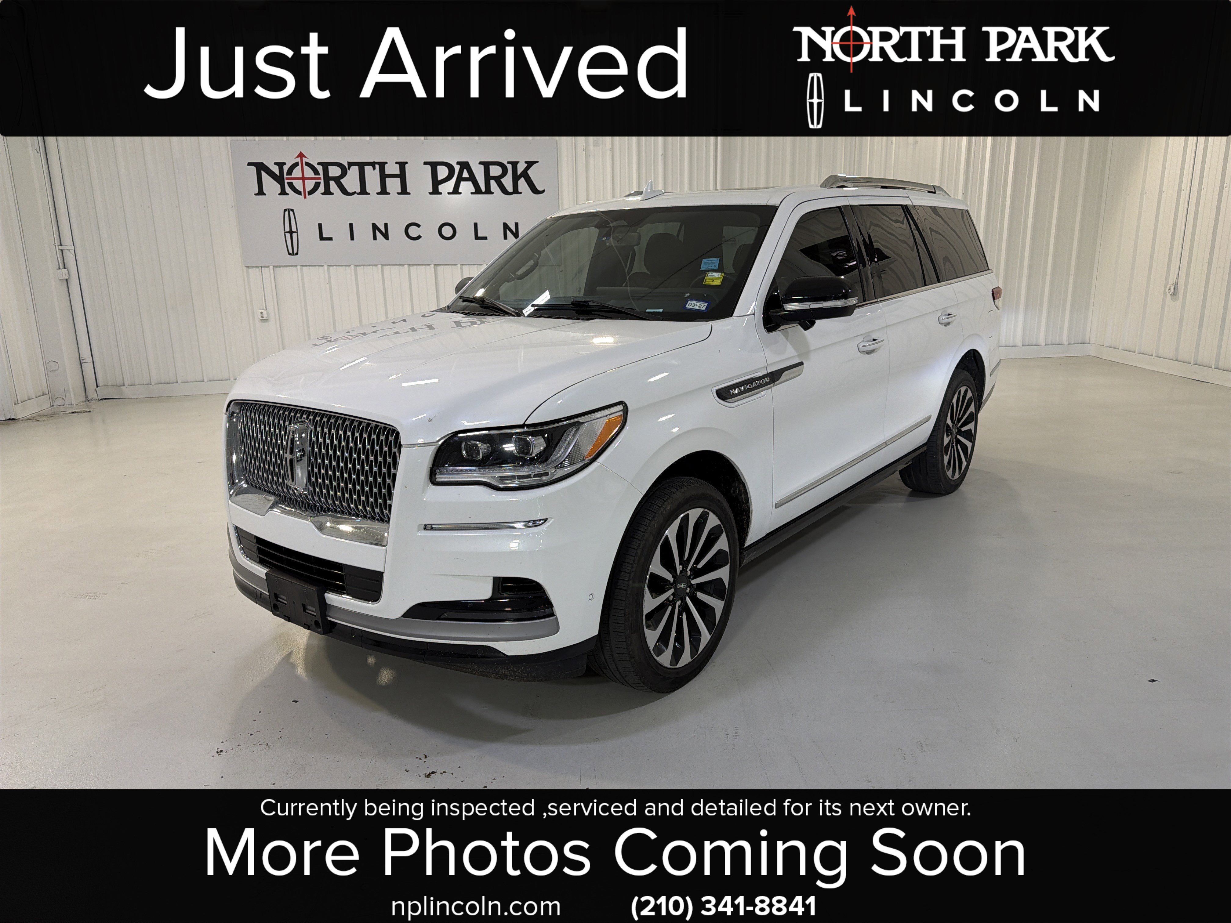 Used 2022 Lincoln Navigator Reserve AWD/4WD video 1