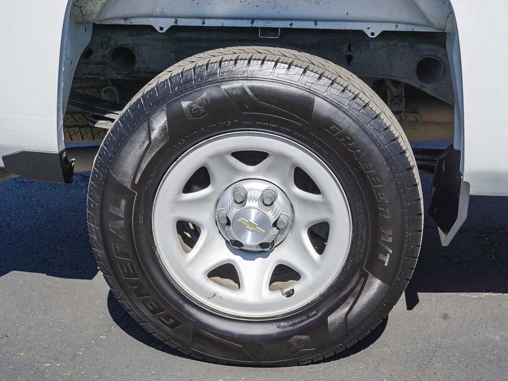 Used 2018 Chevrolet Silverado 1500 W/T w/ Trailering Package image 8