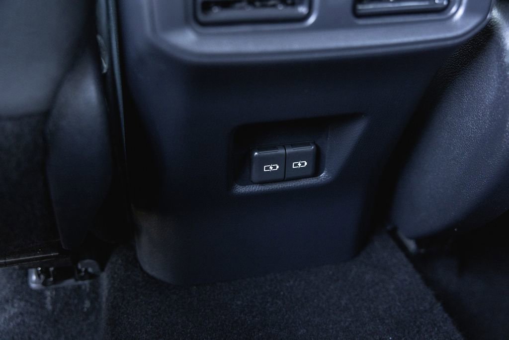 Certified 2025 Toyota RAV4 XLE w/ Convenience Package image 30