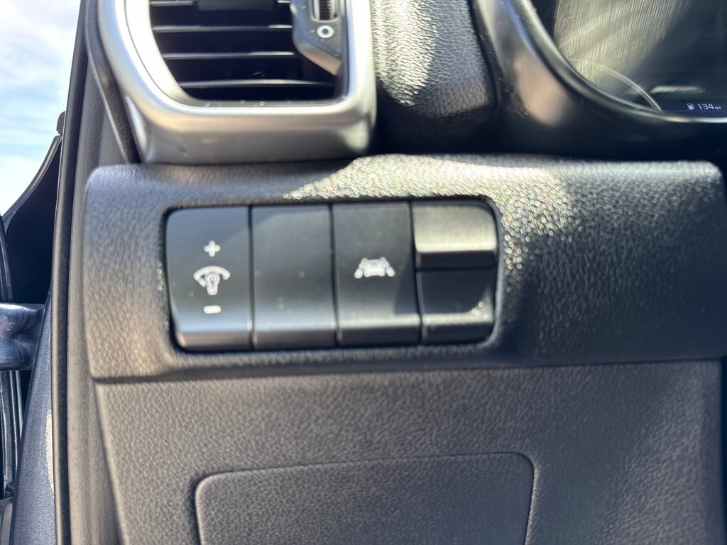 Used 2022 Kia Sportage LX FWD image 23