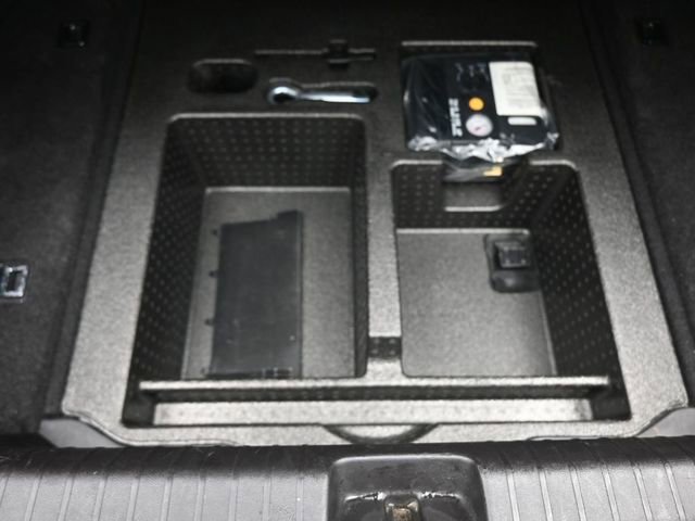 Used 2018 Acura RLX w/ Technology Package image 29