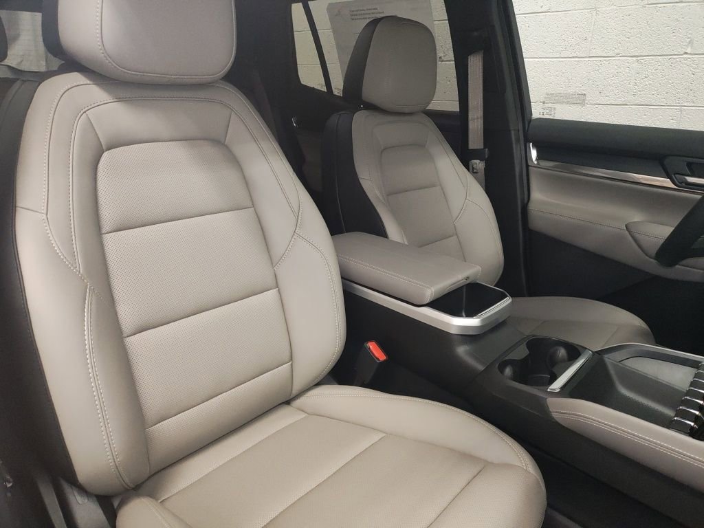 New 2026 GMC Terrain Elevation w/ Elevation Premium Package image 9