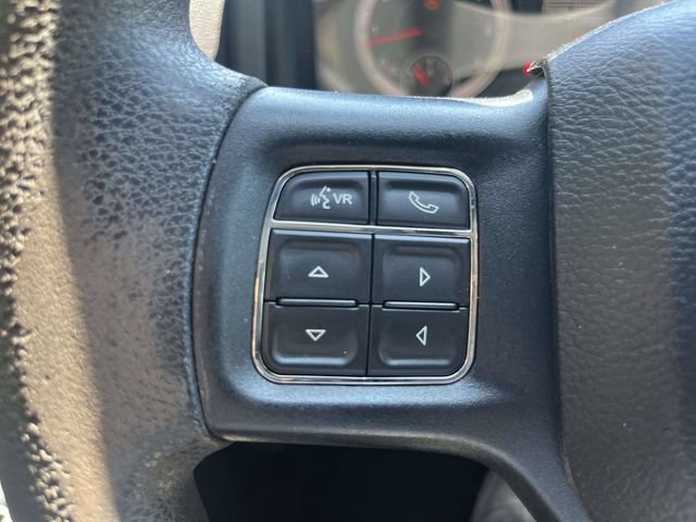 Used 2017 RAM 1500 Express RWD image 24