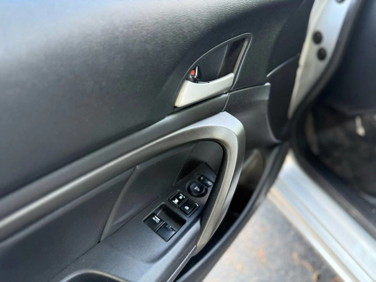 Used 2009 Honda Accord LX-S image 12