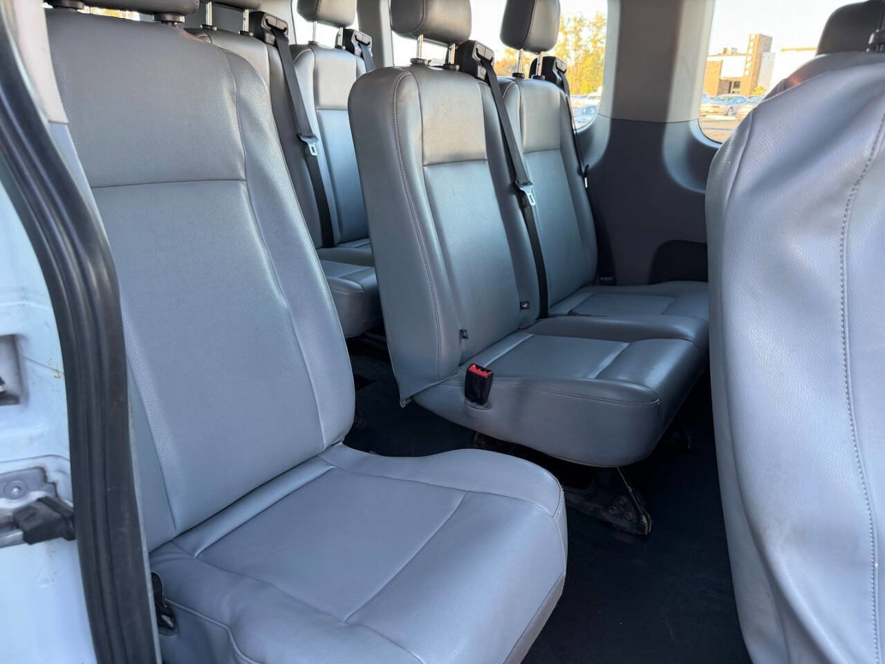 Used 2017 Ford Transit 350 XL image 22