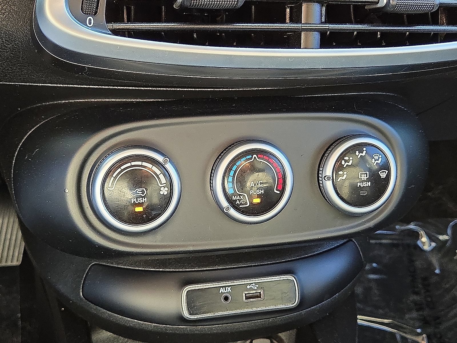 Used 2016 FIAT 500X Trekking FWD image 26
