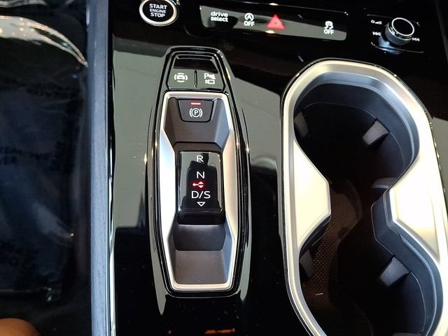 New 2026 Audi A6 Premium Plus AWD/4WD image 11