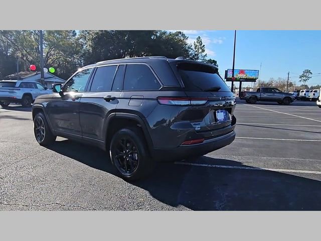 New 2026 Jeep Grand Cherokee Altitude image 28