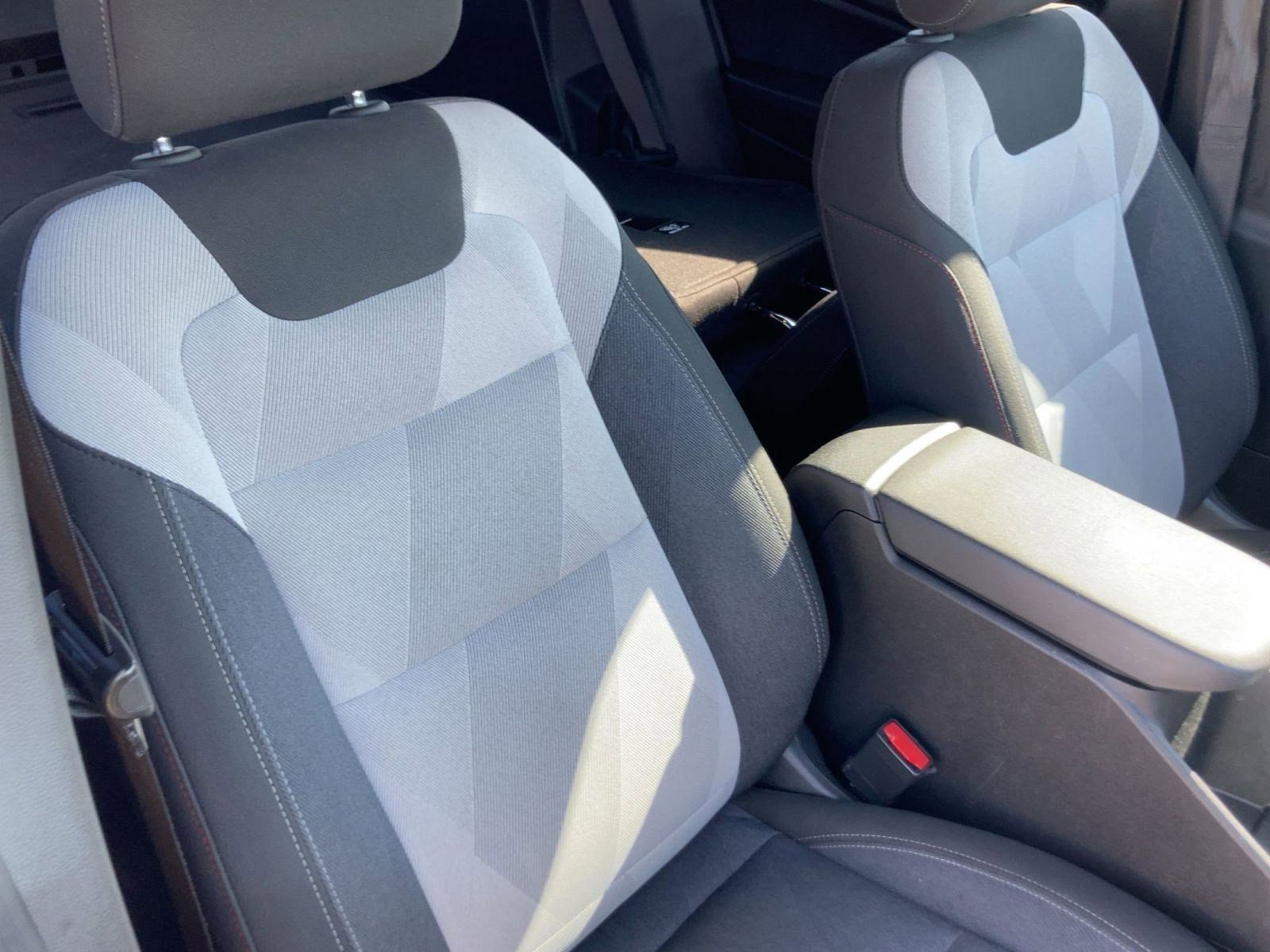 Used 2024 Chevrolet Trax RS w/ Driver Confidence Package image 23