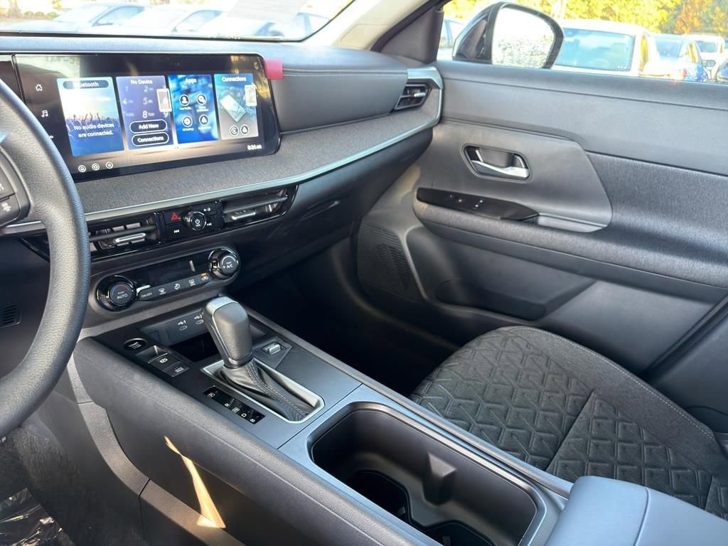 New 2026 Nissan Kicks SV image 22