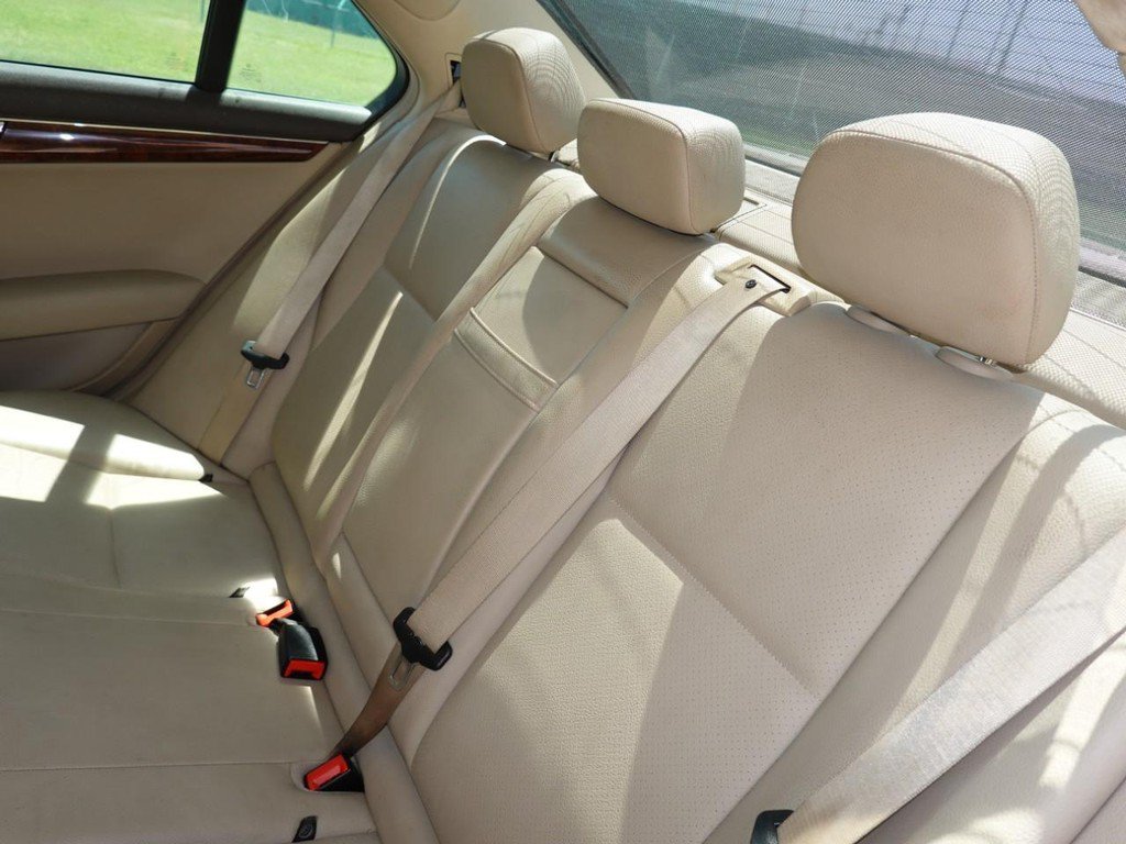 Used 2011 Mercedes-Benz C 300 Sedan image 19