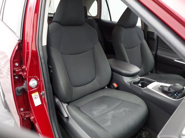 Used 2019 Toyota RAV4 LE w/ All Weather Liner Package AWD/4WD image 23