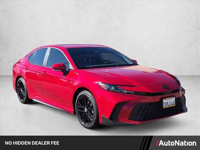 Used 2026 Toyota Camry SE FWD image 1