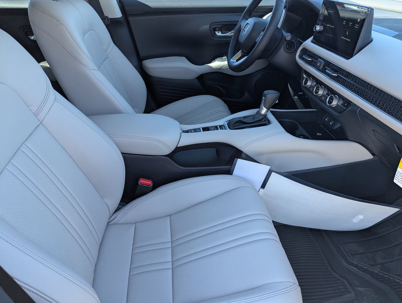 New 2027 Honda HR-V EX-L image 7