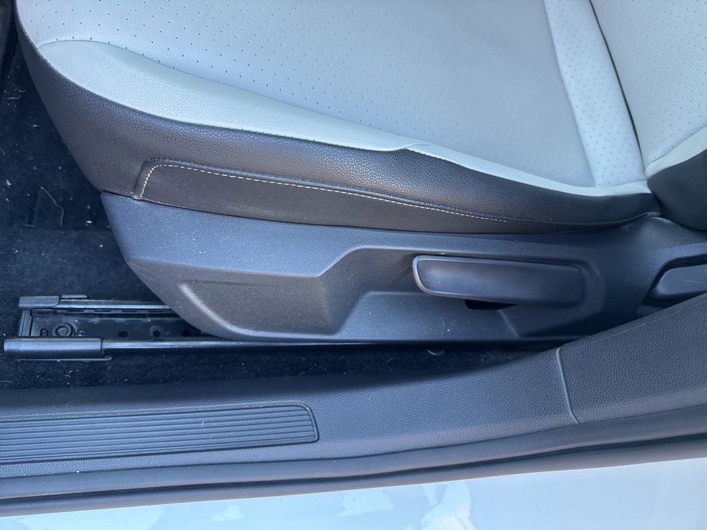 Used 2020 Volkswagen Jetta image 12