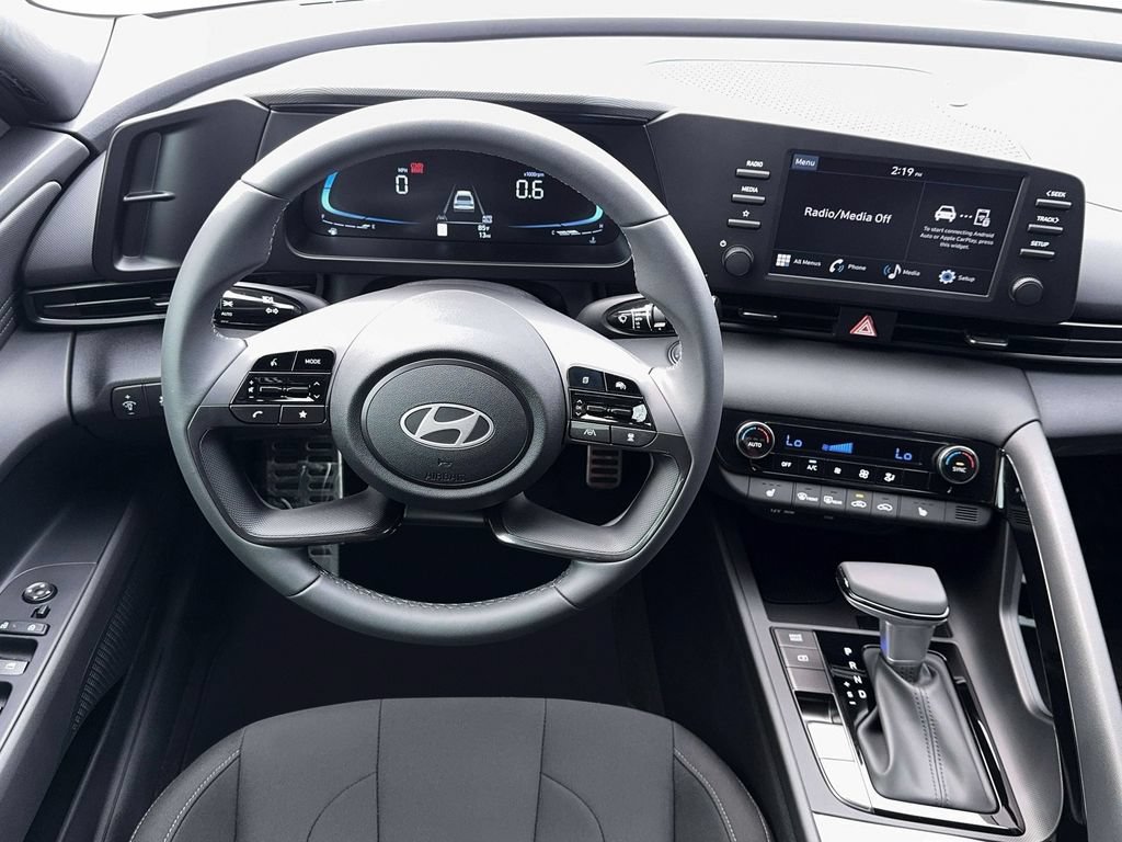 New 2026 Hyundai Elantra SEL Sport Premium FWD image 26