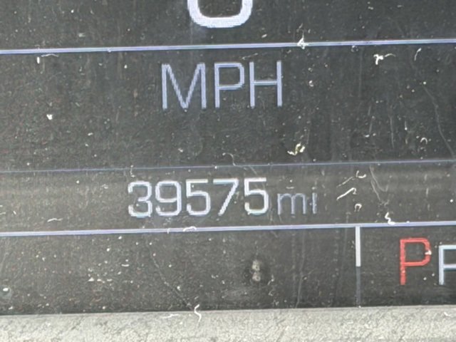 Used 2019 GMC Acadia SLT image 3