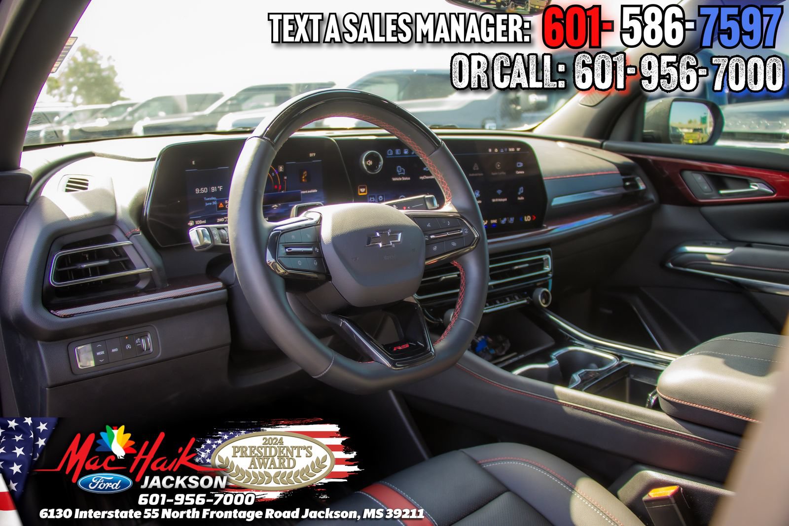 Used 2025 Chevrolet Traverse RS AWD/4WD image 6