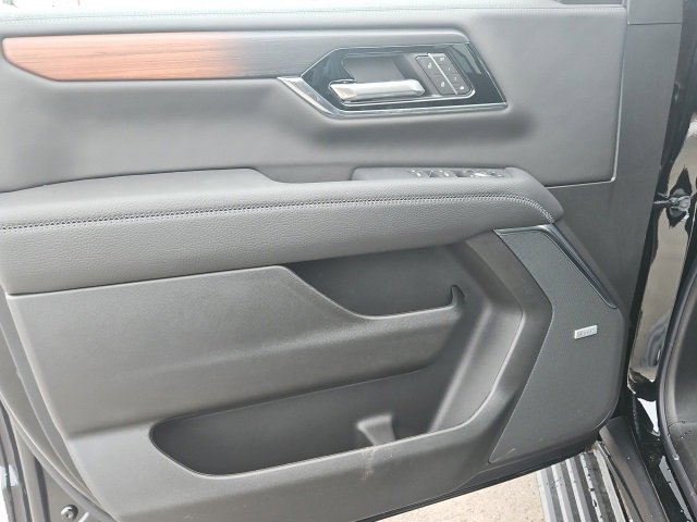 New 2026 GMC Yukon Denali w/ Sun & Power Step Package image 22