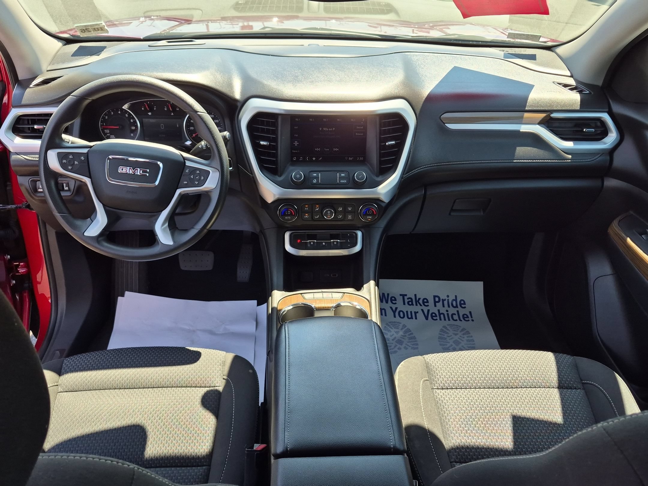 Certified 2021 GMC Acadia SLE w/ Driver Convenience Package AWD/4WD image 17